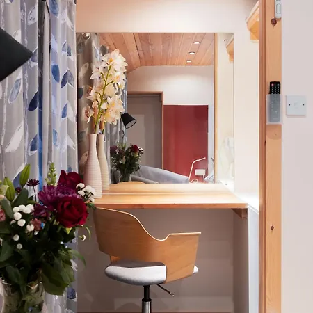 Captains Rest * Whitby